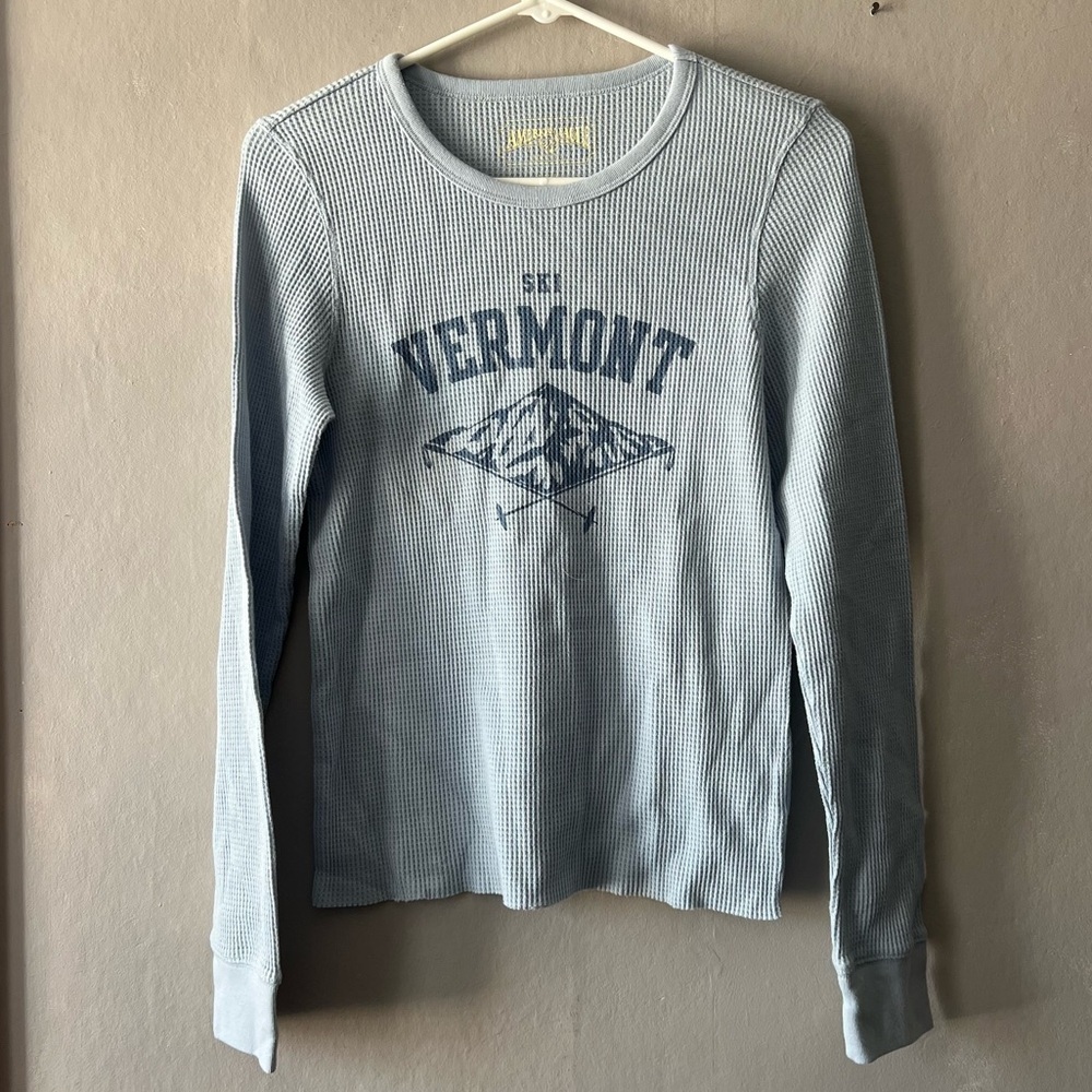 American Eagle Light Blue Vermont Ski Waffle Knit long sleeve shirt Size Medium